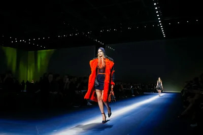 Look 12